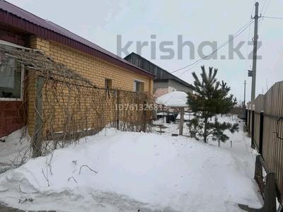 Дача · 3 комнаты · 77 м² · 10 сот., Плодовая 6 за 24.7 млн 〒 в Астане, р-н Байконур