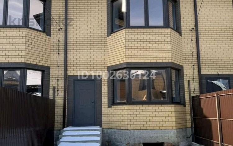 Отдельный дом · 4 комнаты · 180 м² · 2 сот., Роз 310/13 за 67 млн 〒 в Ставрополе — фото 2