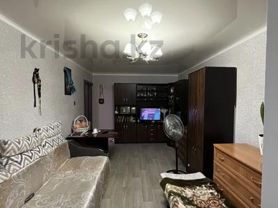 2-комнатная квартира · 44 м² · 4/4 этаж, мкр №10, мкр 1 23 за 26 млн ₸ в Алматы, Ауэзовский р-н