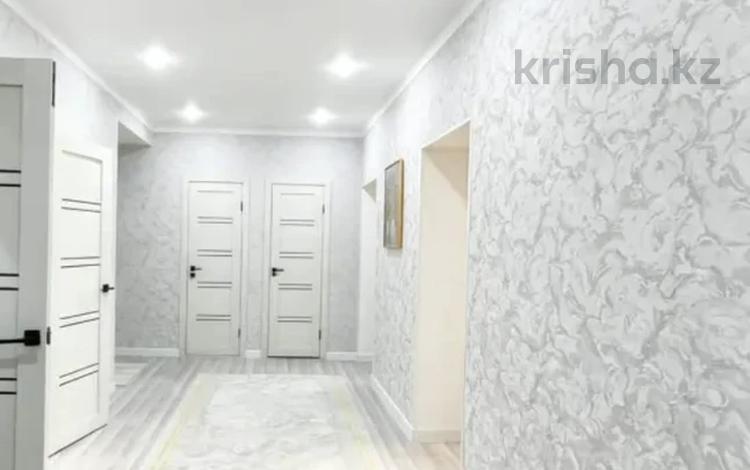 3-комнатная квартира · 85 м² · 9/9 этаж, мкр. Алтын орда 10 Б за 26.5 млн ₸ в Актобе — фото 2