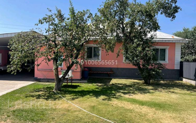 Отдельный дом · 3 комнаты · 150 м² · 7 сот., Джандосова 9 за 42 млн 〒 в Айтей — фото 2