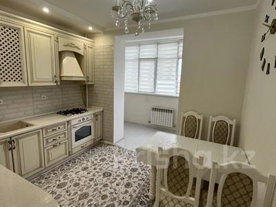2-комнатная квартира · 73 м² · 3/5 этаж, 32Б мкр 22 за 250 000 ₸ в Актау