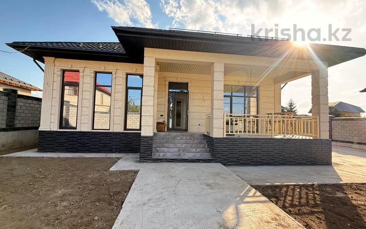 Отдельный дом · 4 комнаты · 150 м² · 6 сот., Казбек би — Хамраева за 110 млн 〒 в  — фото 2