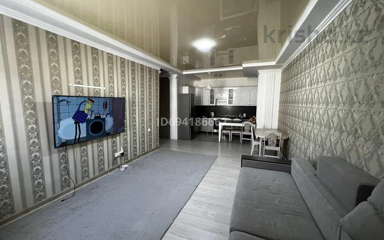 3-бөлмелі пәтер · 82.2 м² · 3/5 қабат, Дружбы Народов 2/3, бағасы: 37 млн ₸ в Усть-Каменогорске — фото 2