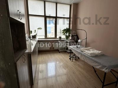 Сұлулық салондары · 120 м², бағасы: 120 000 ₸ в Актау, 7А мкр