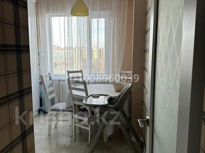 2-комнатная квартира · 55 м² · 9/9 этаж, Шахтеров 31 а за 230 000 〒 в Караганде, Казыбек би р-н
