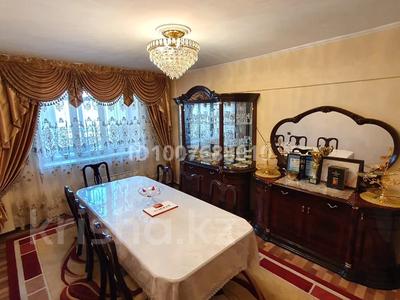 4-бөлмелі пәтер · 100 м² · 2/5 қабат, Тынышбаева 3 — Сейфуллина Тынышбаева, бағасы: 46 млн ₸ в Алматы, Турксибский р-н