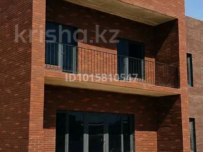 4-бөлмелі пәтер · 166.8 м² · 1/2 қабат, 21-ш/а., бағасы: 22 млн ₸ в Актау, 21-й мкр