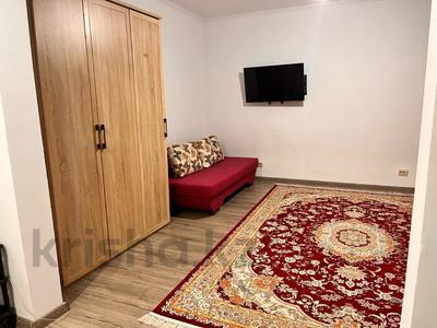 1-комнатная квартира · 40 м² · 7 этаж · помесячно, мкр Таугуль-1, Жандовова новои 37 за 250 000 〒 в Алматы, Ауэзовский р-н