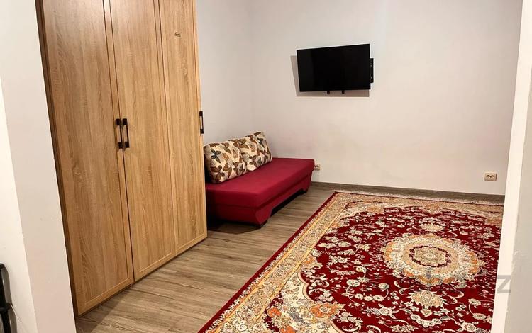 1-комнатная квартира · 40 м² · 7 этаж, мкр Таугуль-1, Жандовова новои 37 за 200 000 ₸ в Алматы, Ауэзовский р-н — фото 2