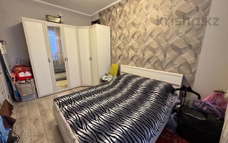 3-бөлмелі пәтер · 62 м² · 5/5 қабат, 14-шағынаудан 39, бағасы: 11.5 млн ₸ в Караганде, Алихана Бокейханова р-н — фото 2