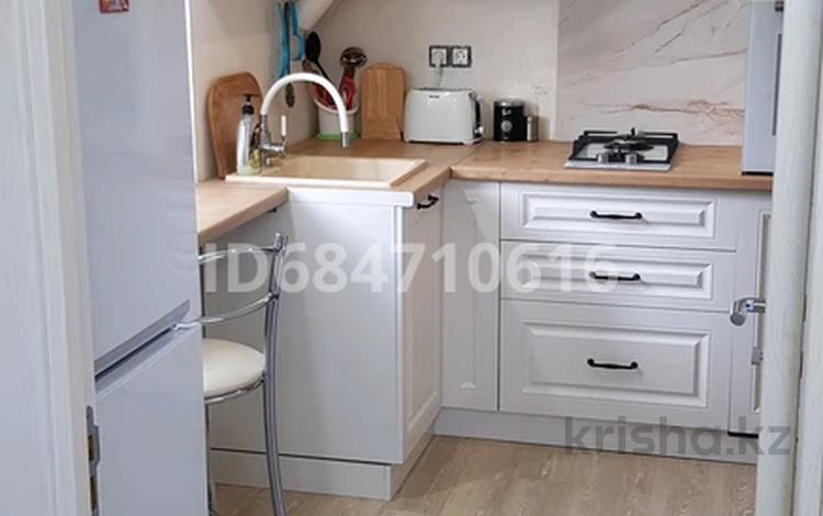 1-бөлмелі пәтер · 26 м² · 2/2 қабат, Абая, бағасы: 20 000 ₸ в Бурабае — фото 2