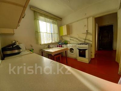 3-комнатная квартира, 64 м², 2/2 этаж, Казахстанская 6 за 9 млн 〒 в Енбекши