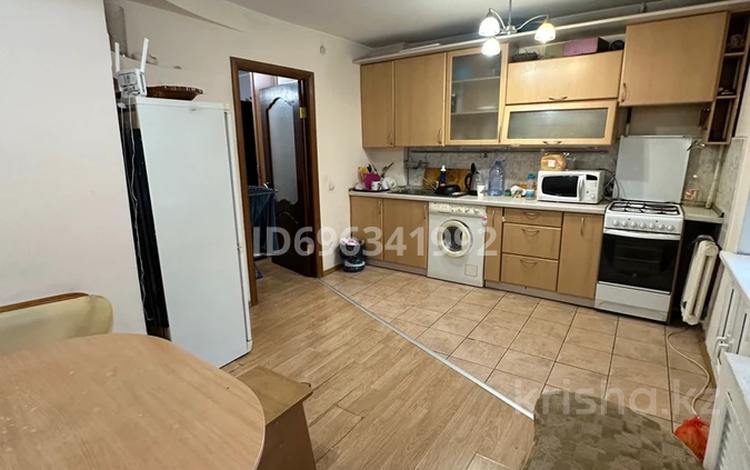 3-бөлмелі пәтер, 60 м², 3/5 қабат, Абылайхан 18, бағасы: 22.7 млн 〒 в Астане, Алматы р-н — фото 2