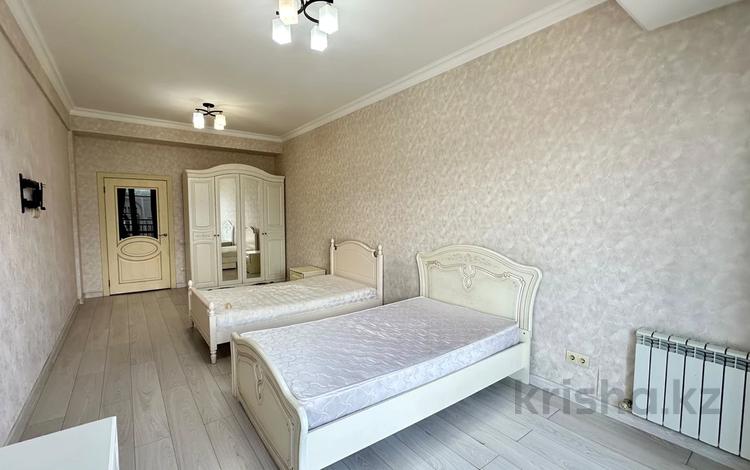 3-бөлмелі пәтер · 105 м² · 5/13 қабат, мкр Мамыр-7, Шаляпина 21, бағасы: 75 млн ₸ в Алматы, Ауэзовский р-н — фото 2