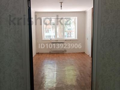 2-комнатная квартира · 45 м² · 1/5 этаж, мкр Каратау 13 — По односторонке Аль-Фараби за 80 000 ₸ в Таразе