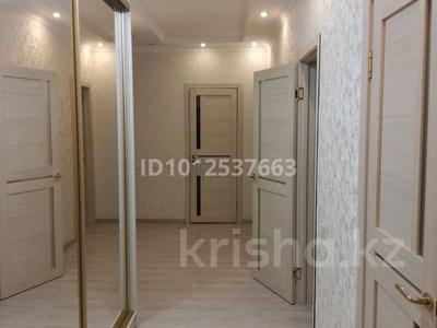 3-бөлмелі пәтер · 90 м² · 8/10 қабат, Тауелсиздик 21/5, бағасы: 53.5 млн ₸ в Астане, Алматы р-н