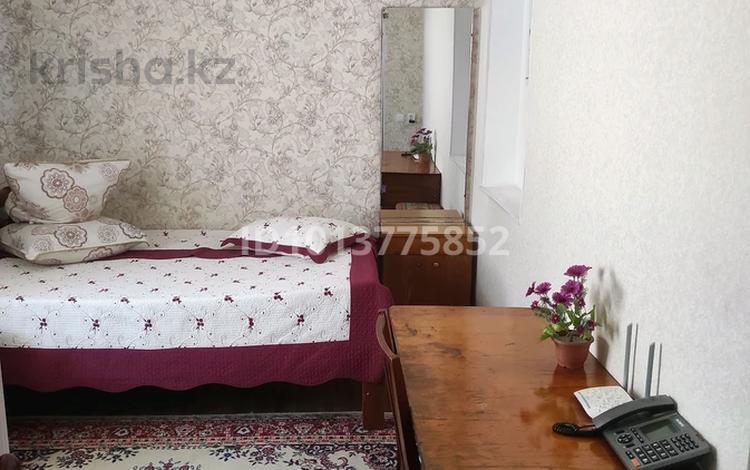 Жеке үй · 3 бөлме · 71 м² · 8 жүзд., Сыздыкова 227, бағасы: 22 млн ₸ в Таразе — фото 2