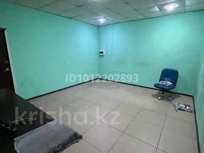 Офисы, магазины и бутики, склады · 70 м² за 350 000 ₸ в Семее
