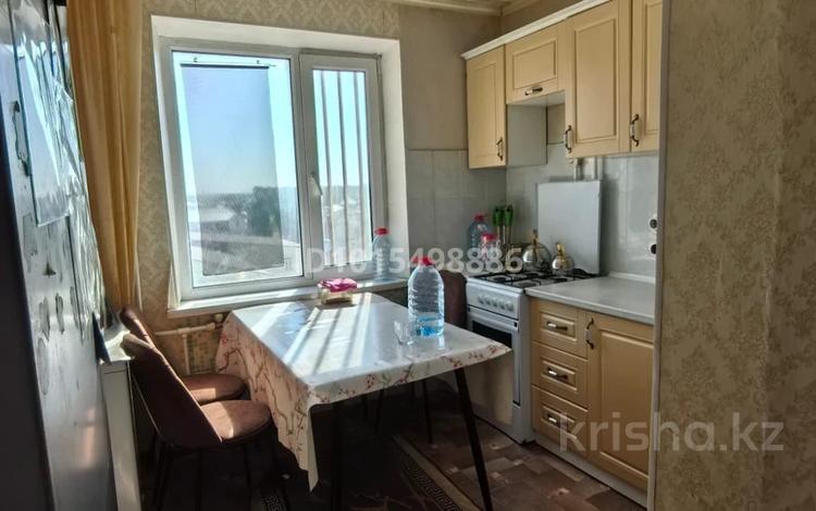 2-комнатная квартира · 54 м² · 7/9 этаж, мкр 12 42 за 16.5 млн ₸ в Актобе — фото 2