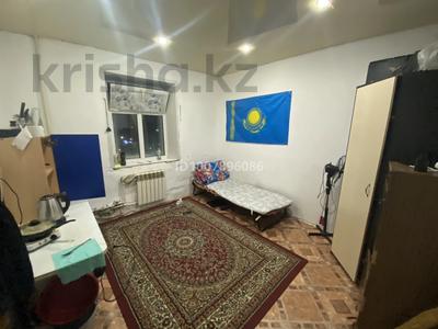 1-комнатная квартира · 20 м² · 9/9 этаж, Курмангазы за 4.2 млн 〒 в Уральске, мкр Школьник