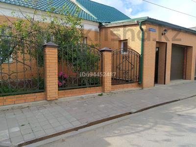 Часть дома · 5 комнат · 120 м² · 5 сот., мкр Новый Город, Пичугина за 58 млн 〒 в Караганде, Казыбек би р-н