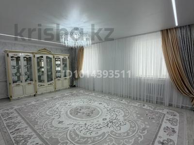 Отдельный дом · 5 комнат · 200 м² · 200 сот., 13 квартал 5 — Возле дороги за 38 млн ₸ в Мангышлаке