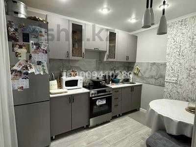 3-комнатная квартира · 69 м² · 6/6 этаж, 15 микрорайон 27Б за 24.8 млн ₸ в Семее