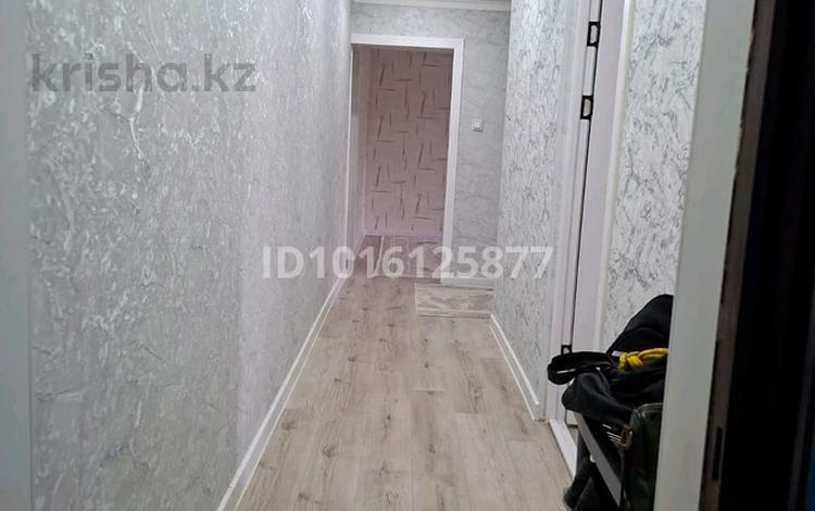 3-комнатная квартира · 80 м² · 2/5 этаж, 16-й микрорайон 17 — Хилтон кофе за 25 млн ₸ в Шымкенте, Аль-Фарабийский р-н — фото 2