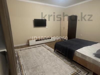 1-комнатная квартира · 40 м² · 5/9 этаж, улица Абая 26А за 220 000 〒 в Атырау