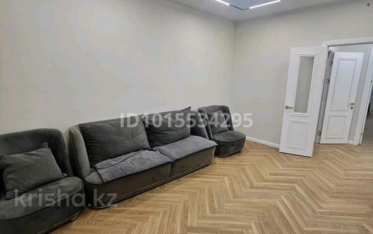 2-бөлмелі пәтер · 68 м² · 4/9 қабат, Е 496 8, бағасы: 380 000 ₸ в Астане, Есильский р-н — фото 2