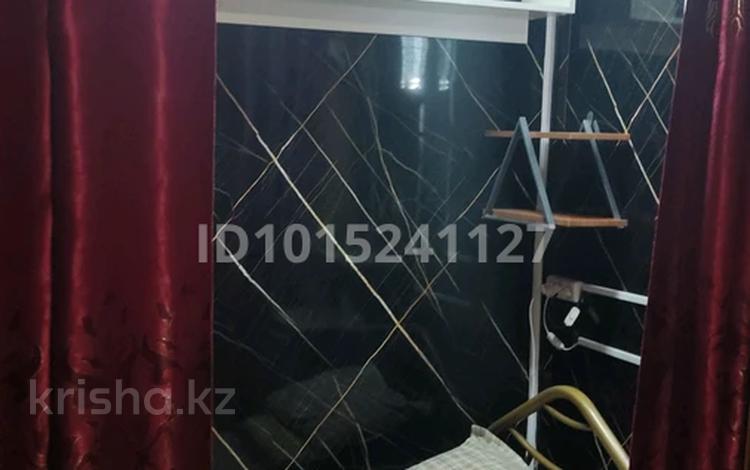 2 комнаты · 46 м² · 1/5 этаж, Аманжолова 135 — Магазин "Перизат" за 45 000 ₸ в Уральске — фото 2