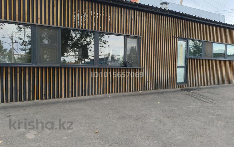 Магазины и бутики, общепит, салоны красоты, медцентры и аптеки · 80 м² за 300 000 ₸ в Алматы, Наурызбайский р-н — фото 2