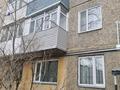 2-комнатная квартира, 45 м², 2/5 этаж, Карламаркса 121 за 6.5 млн 〒 в Шахтинске