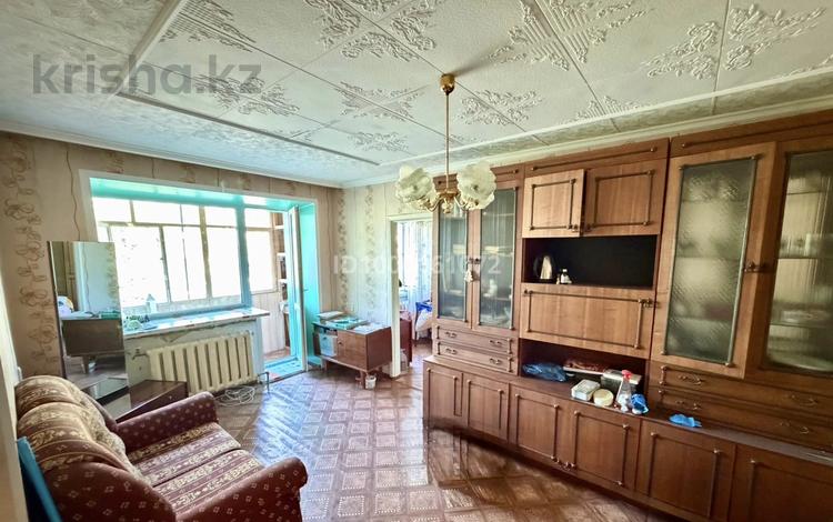 2-комнатная квартира · 43 м² · 5/5 этаж, 35 квартал 24 — Ул. Гагарина, магазин Гастроном за 14 млн ₸ в Семее — фото 5