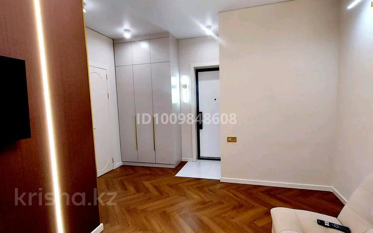 2-комнатная квартира · 50 м² · 8/22 этаж, Мангилик Ел 62 — ул Фаризы Онгарсыновы за 500 000 ₸ в Астане, Есильский р-н — фото 2