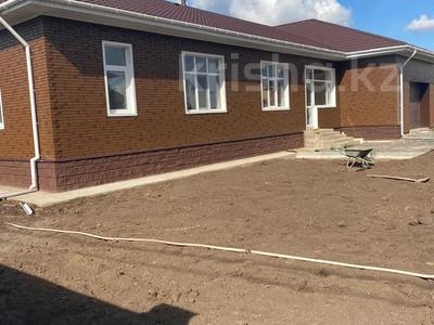 Отдельный дом · 3 комнаты · 250 м² · 8 сот., Панфилова за 45 млн 〒 в Жибек Жолы