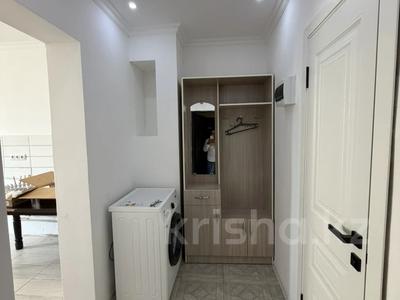 2-комнатная квартира · 46 м² · 4/10 этаж, Мкр Аксай, Б. Момышулы за 32 млн ₸ в Алматы, Ауэзовский р-н