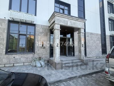 3-бөлмелі пәтер · 83 м² · 7/8 қабат, Проспект Каныша Сатпаева 13 в, бағасы: 55 млн ₸ в Усть-Каменогорске, Ульбинский