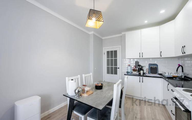 1-комнатная квартира · 44.1 м² · 5/9 этаж, Онгарсынова 6 за 30 млн ₸ в Астане, Есильский р-н — фото 14