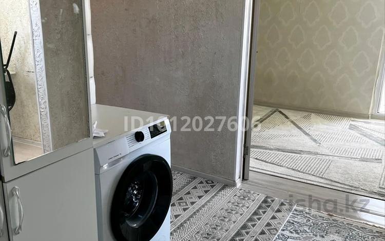 3-бөлмелі пәтер · 60 м² · 2/4 қабат, М/к.шаңырақ 16, бағасы: 150 000 ₸ в Жанаозен — фото 2