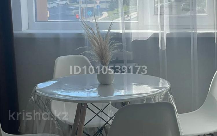 1-комнатная квартира · 45 м² · 2/8 этаж, Гейдара Алиева 10 за 33 млн ₸ в Астане, Есильский р-н — фото 2