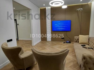 3-комнатная квартира · 130 м² · 7/12 этаж, мкр Жеруйык, Маденова 1В — Абулхаир хана за 500 000 〒 в Атырау