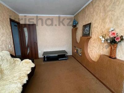 2-комнатная квартира · 50 м² · 2/5 этаж · помесячно, Ауезова за 170 000 〒 в Петропавловске