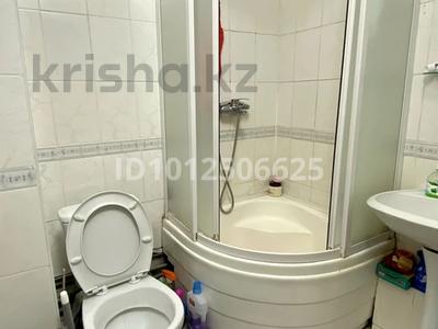 1-бөлмелі пәтер · 33 м² · 5/5 қабат, мкр Аксай-2 20 — Макдоналдс, бағасы: 22.5 млн ₸ в Алматы, Ауэзовский р-н