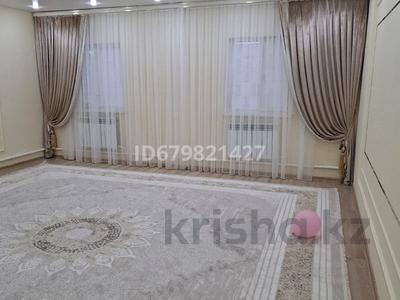 Отдельный дом · 4 комнаты · 132 м² · 8 сот., 9 мкр 42 — 9/25 за 25 млн ₸ в Аксае