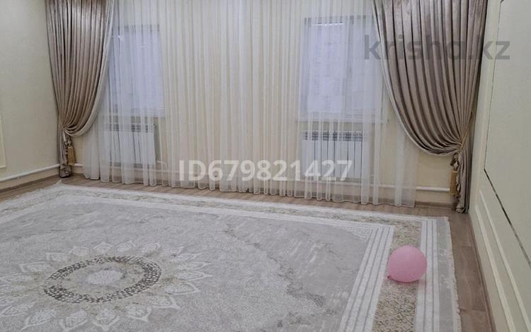 Отдельный дом · 4 комнаты · 132 м² · 8 сот., 9 42 — 9/25 за 23 млн ₸ в Аксае — фото 24