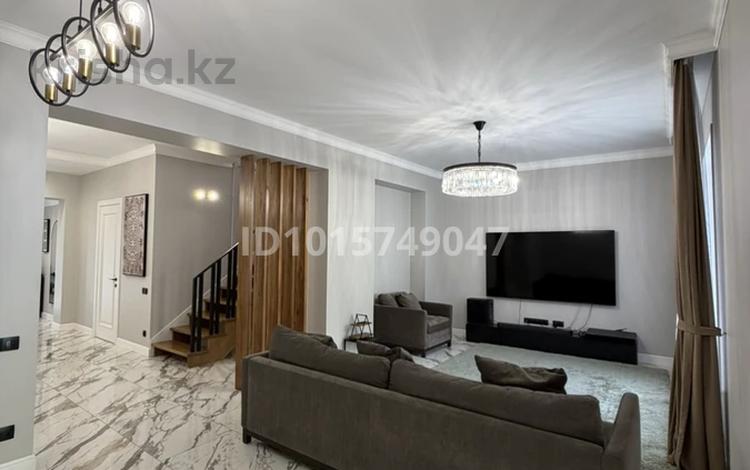Үйдің бір бөлігі · 5 бөлме · 240 м² · 7.5 жүзд., Байлык, бағасы: 220 млн ₸ в Астане, Есильский р-н — фото 2