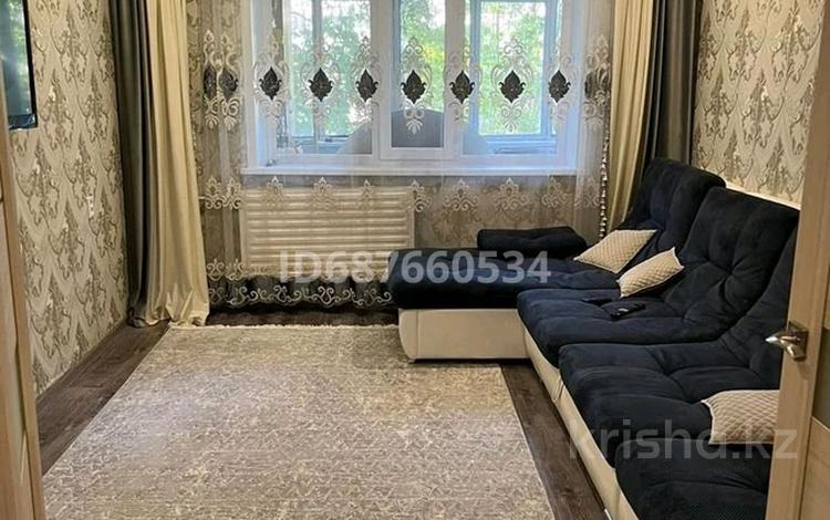3-бөлмелі пәтер · 60 м² · 2/5 қабат, Конституция 13, бағасы: 11 млн ₸ в Солнечном — фото 3