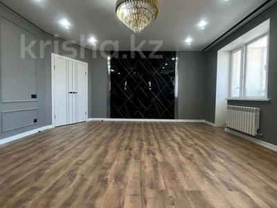 3-комнатная квартира · 105 м² · 5/6 этаж, Тауельсиздик 21 за 35.7 млн 〒 в Актобе